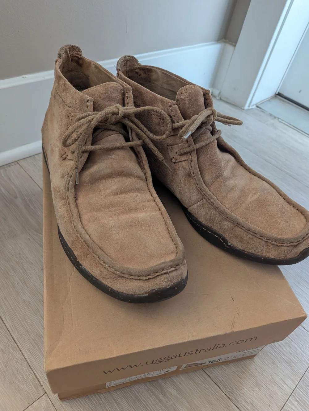 UGG Australia Men Lenox 5796 Chukka Boots Rope Suede US 10.5 Boxed